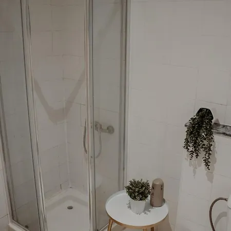 ホステル Rostelbem Guesthouse Lisbon *