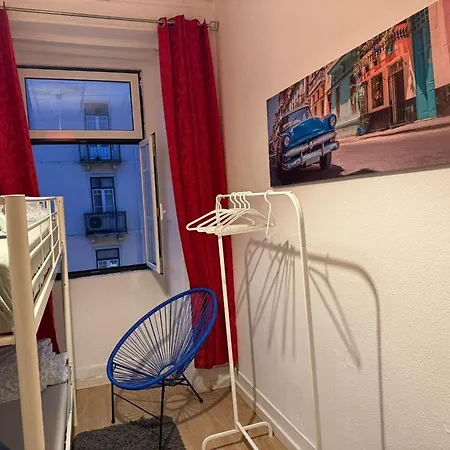 Rostelbem Guesthouse Lisbon ホステル *