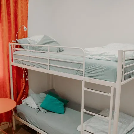 Rostelbem Guesthouse Lisbon ホステル リスボン